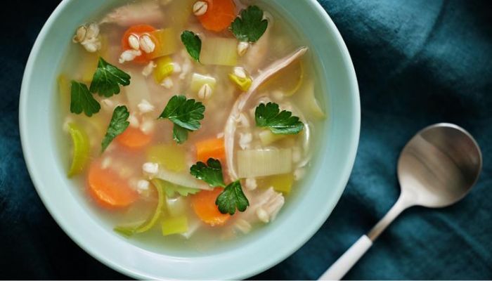Scottish chicken and leek soup